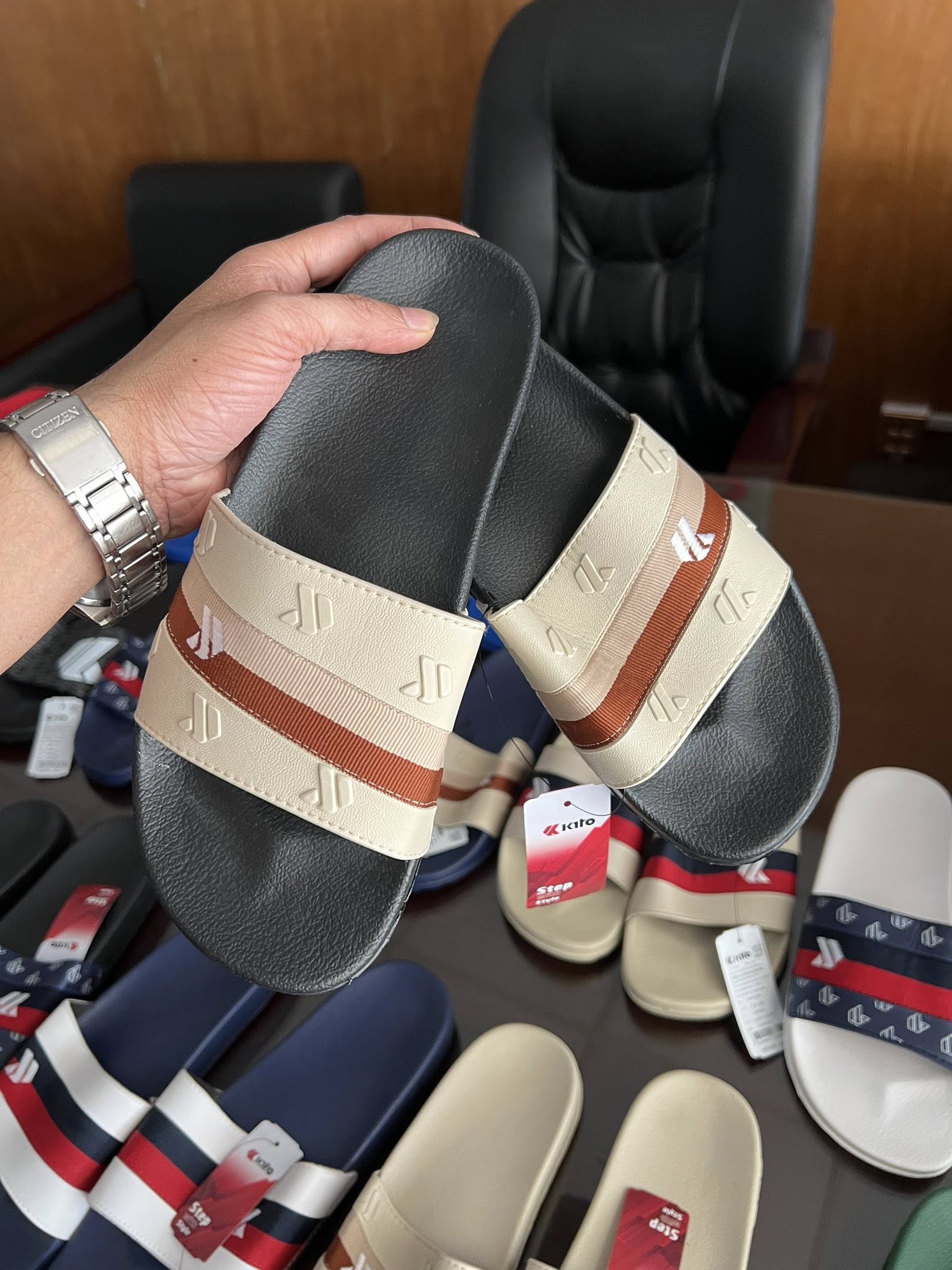 Kitto Slippers (test 2)